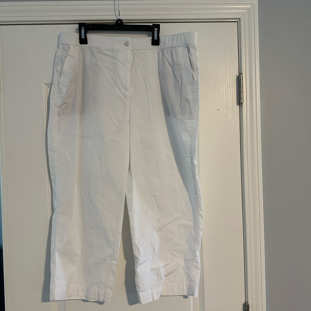 Chico's White Cropped Pants